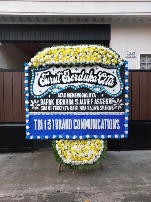 Papan Bunga Duka di Awina